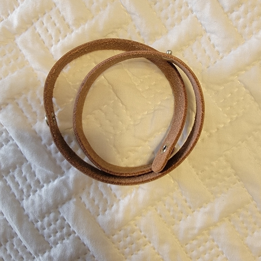 Nickel &  Suede leather wrap bracelet - Picture 4 of 4